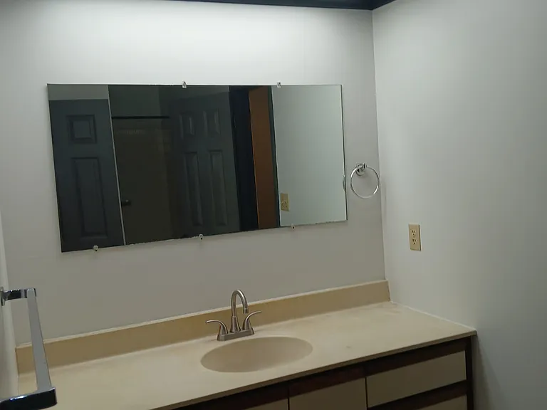 2531 Woodlawn Dr — Photo 9