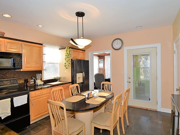 4th image of 607 S Oakwood Ave