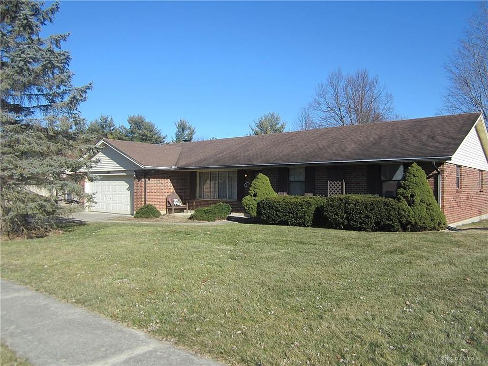 1st image of 524 Anson Ln