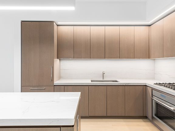 5th image of 77 Charlton St APT N6a