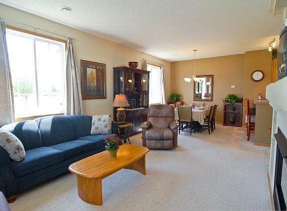 2nd image of 10879 Oak Grove Circle