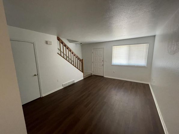 2151 E Bridge St APT A3