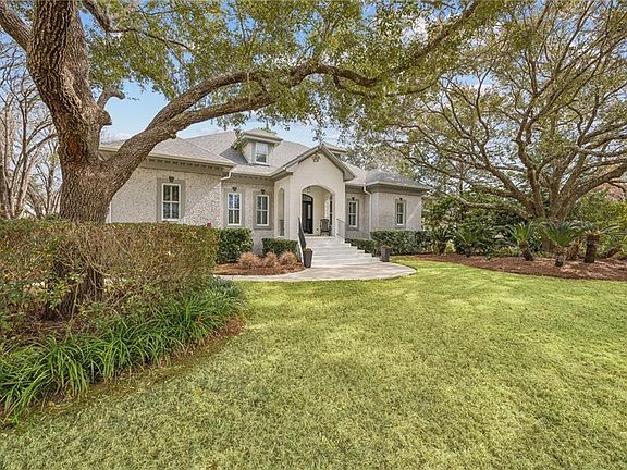 3rd image of 1037 Greenwillow Dr