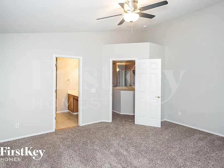 985 Blue Lantern Dr — Photo 9