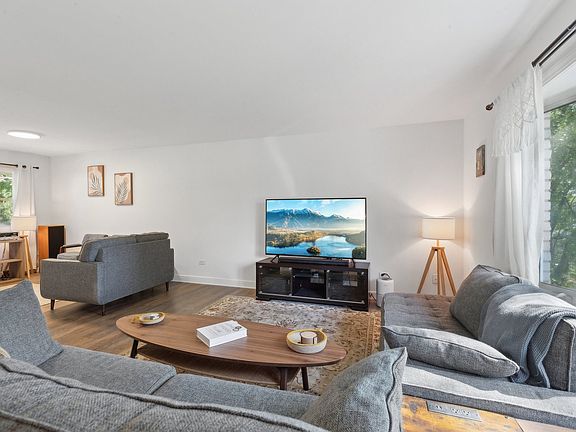 2nd image of 507 Garys Dr