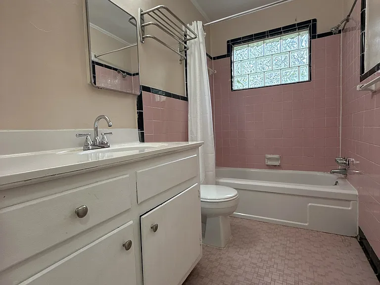 1978 Wellbourne Dr NE #2 — Photo 6