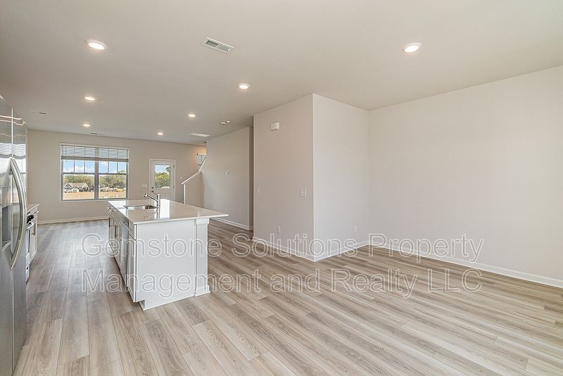 5160 Pace Park Cir Columbia TN Zillow