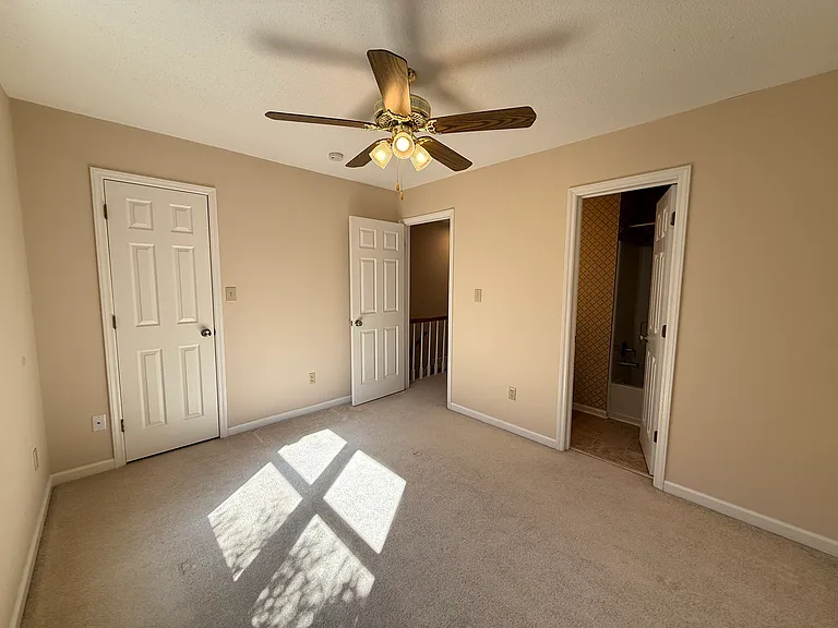 1456 Barton Place Dr — Photo 18