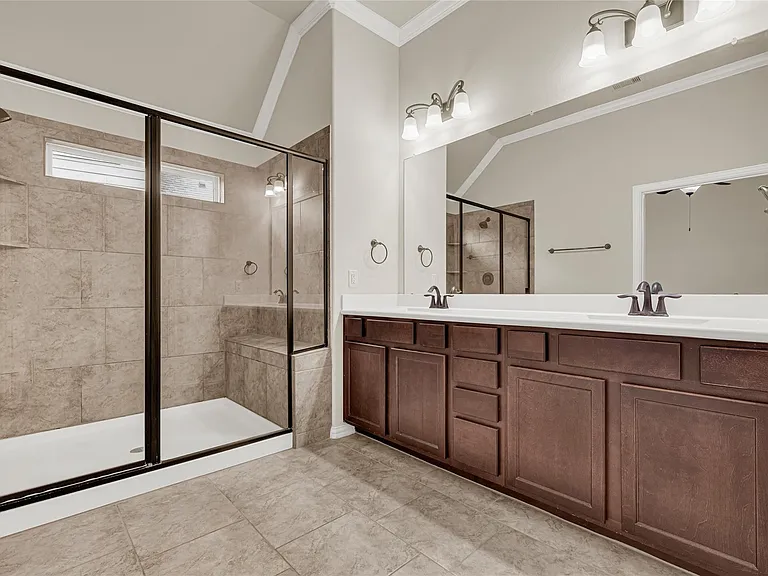 2414 Willow Fall Ln — Photo 14