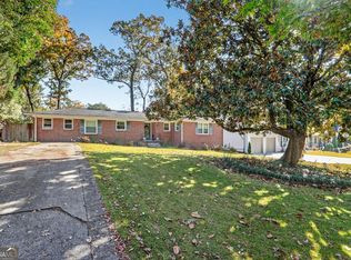 2923 Cravenridge Dr NE, Atlanta, GA 30319