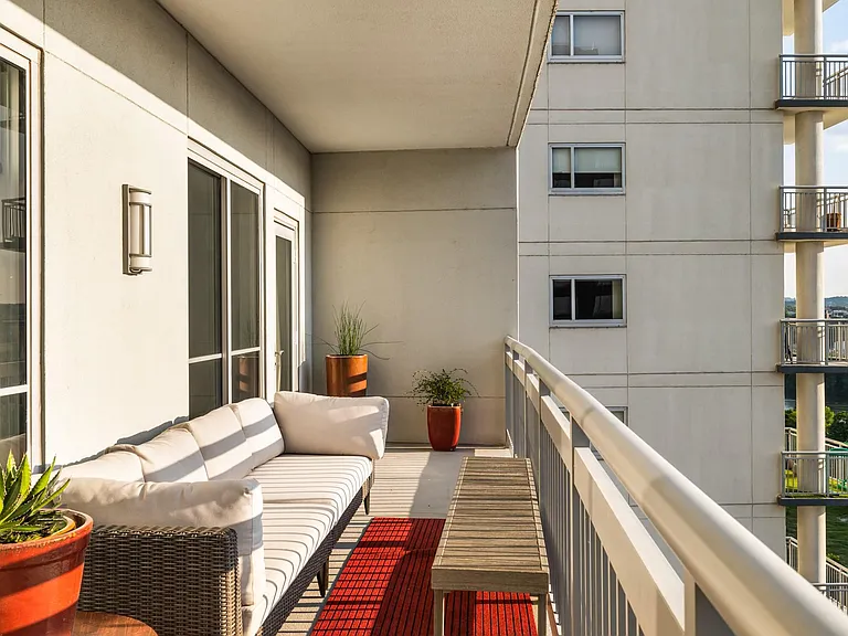 603 Davis St #1103 — Photo 30