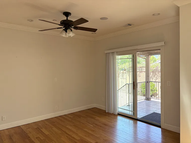1530 Jasmine St — Photo 15