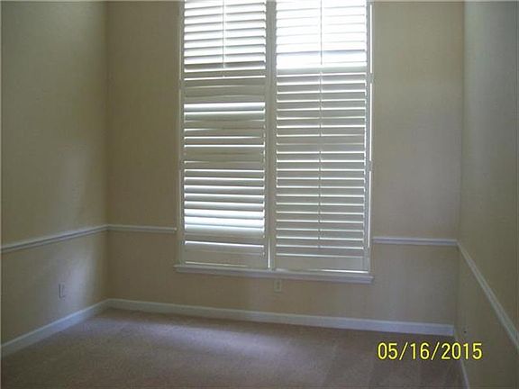 3rd image of 241 Promenade Cir