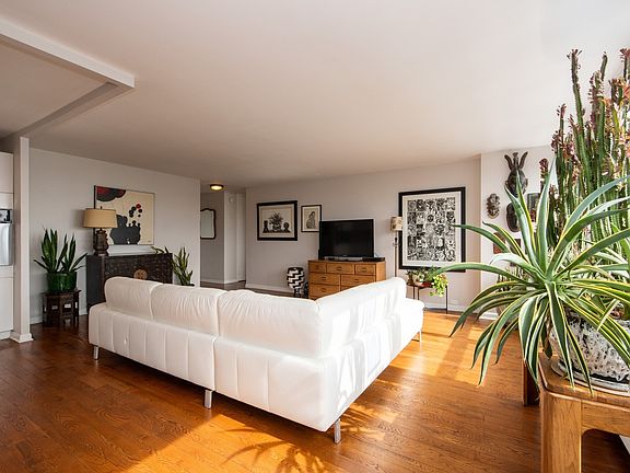 5th image of 4800 S Chicago Beach Dr APT 2611S