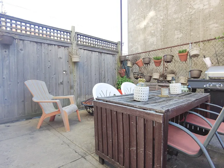 2226 E Cumberland St #2 — Photo 8