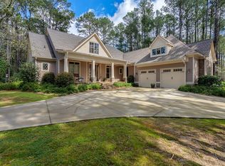 1060 Loch Lomond Dr, Greensboro, GA 30642