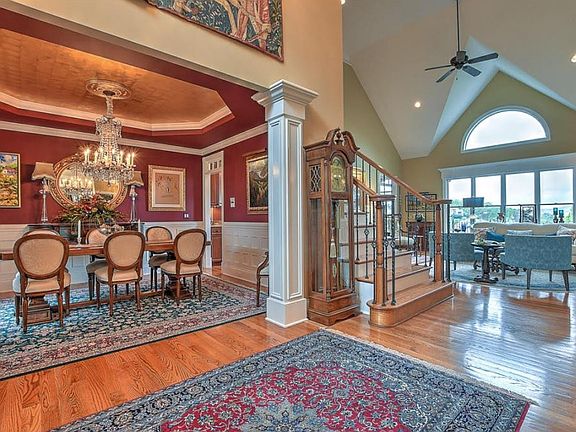 3rd image of 1183 Reserve Pl
