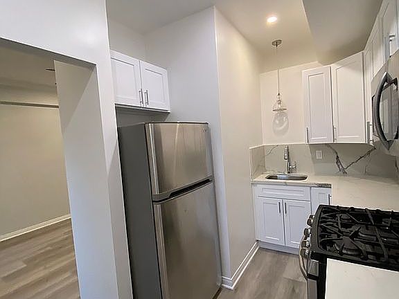 4th image of 2121 James M Wood Blvd APT 312