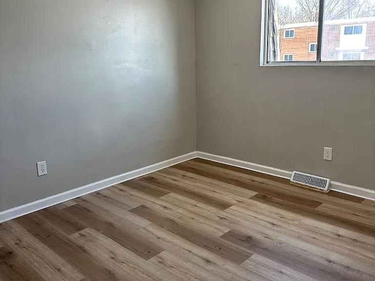 Hidden Village TownHomes — Photo 12