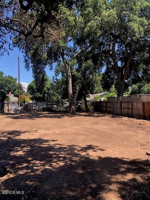 2nd image of 215 N Encinal Ave
