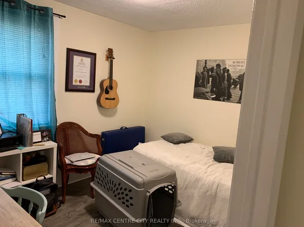 31 Langarth St W, London, ON N6J 1P3