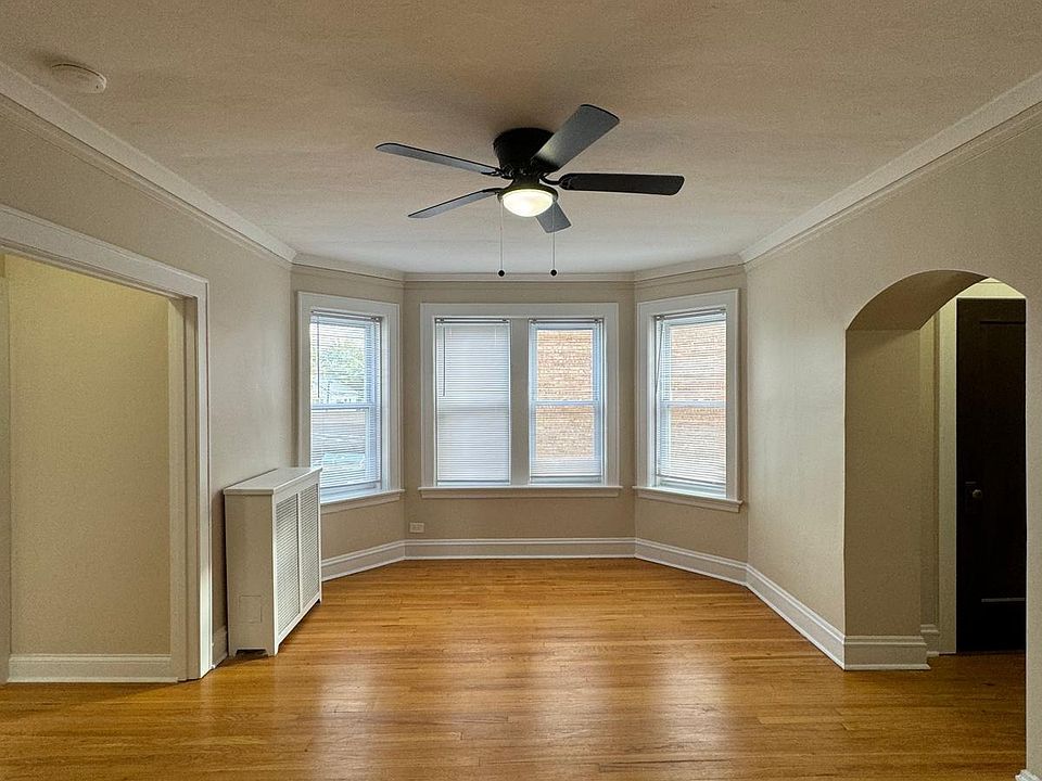 1st image of 1936 W Estes Ave APT 2N