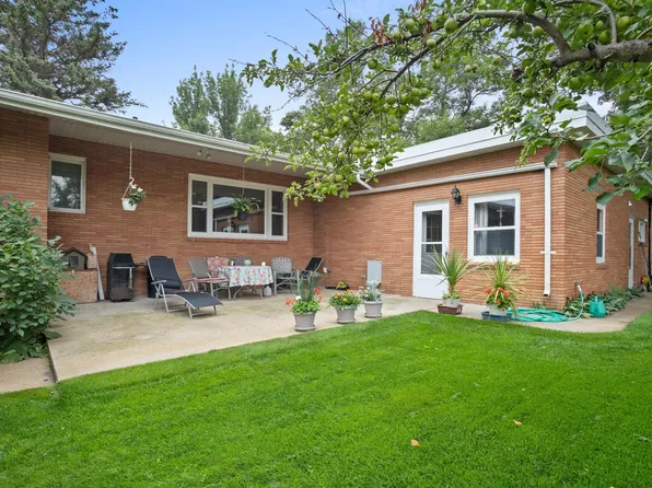10010 128th St NW, Burlington, ND 58722