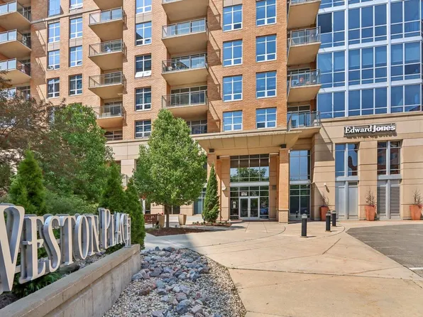 625 North Segoe Road #304, Madison, WI 53705
