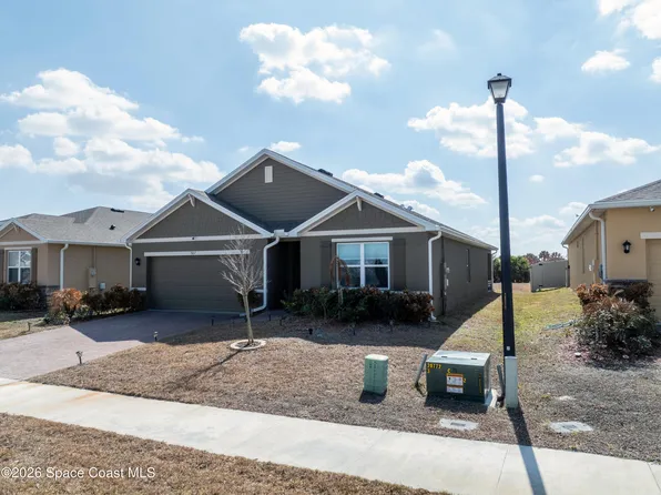 5017 Barr St, West Melbourne, FL 32904