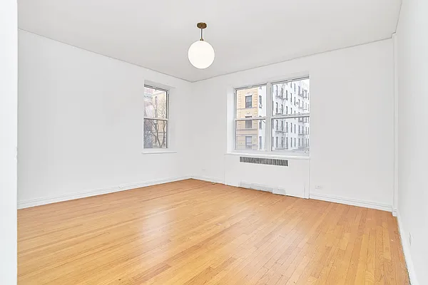 Rented by Corcoran | media 23