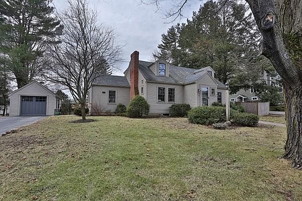 1st image of 36 Lincoln Ave