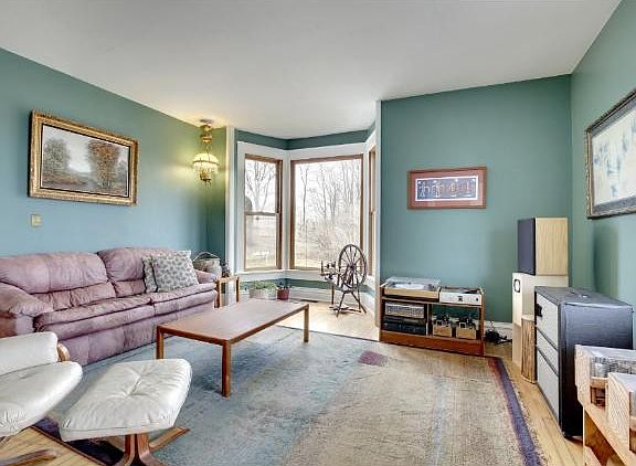 4th image of 24397 Olinda Trl