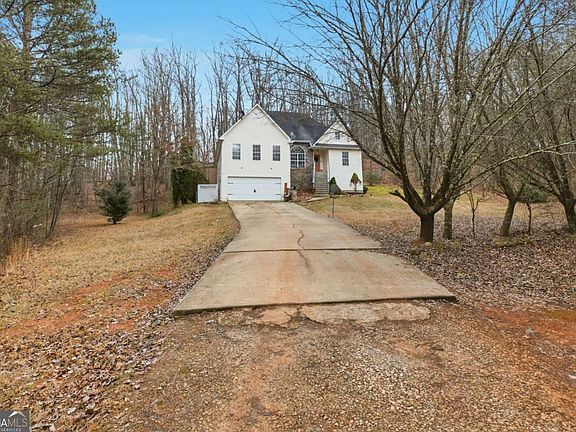 2nd image of 158 Ridge Ln