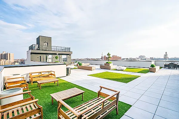 Rented by Highline Residential | media 71