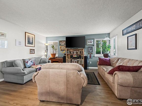 3rd image of 1053 Delta Dr #B