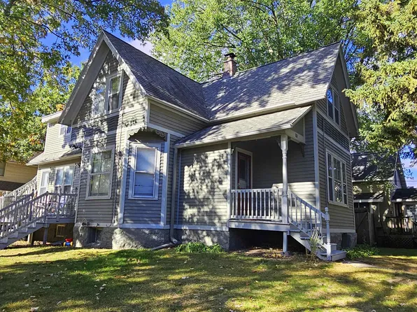 801 James St, Green Bay, WI 54303