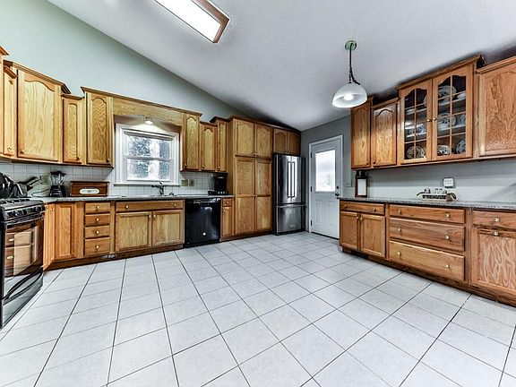 3rd image of 5701 E Emerald Oaks Dr