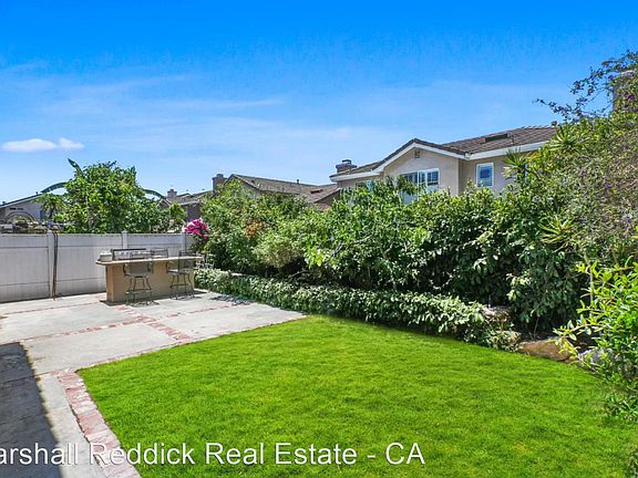 3rd image of 24833 Carmel Dr