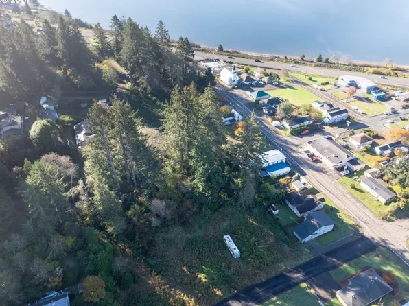 Tl 4900 C St, Bay City, OR 97107