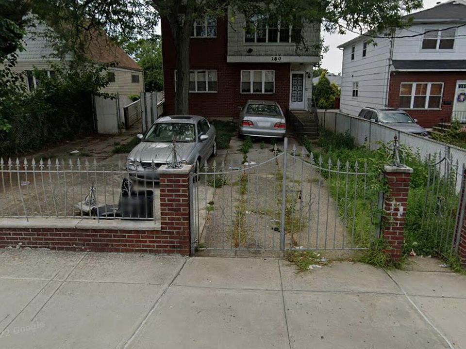1st image of 180 Bradley Ave