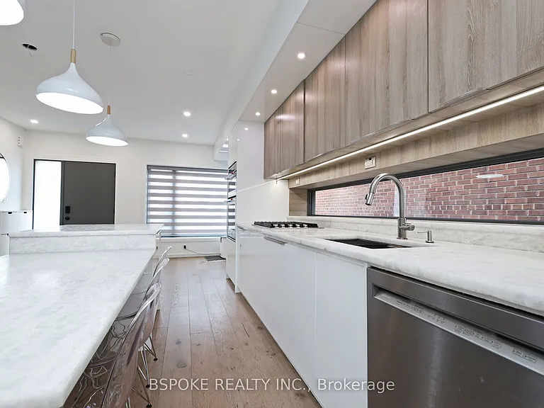 707 Mortimer Ave — Photo 10