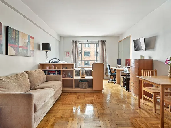 130 8th Ave APT 7D, Brooklyn, NY 11215