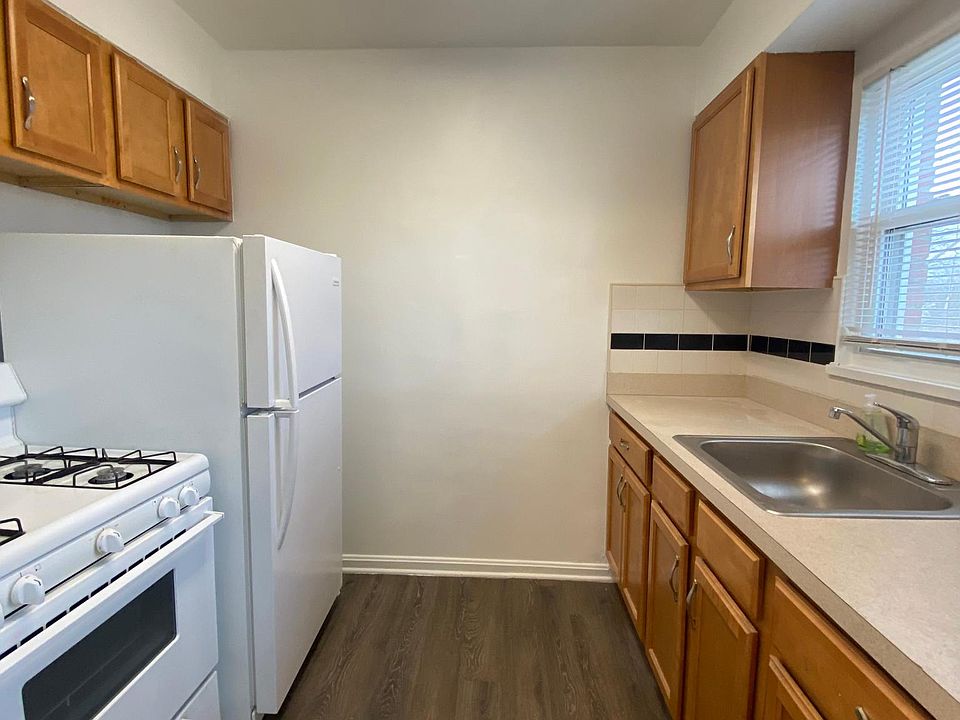 1st image of 24560 Lakeshore Blvd #C205