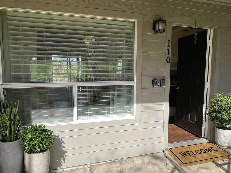 1514 Parker Ln #110 — Photo 6