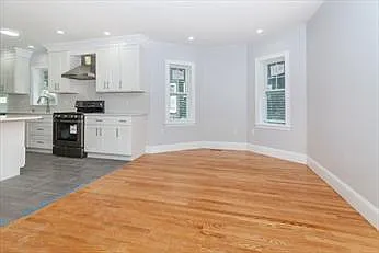72 Buttonwood St #1 — Photo 2
