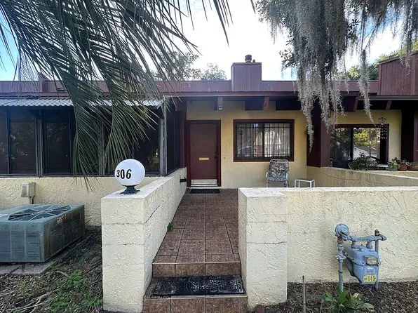 306 N Garfield Ave, Deland, FL 32724