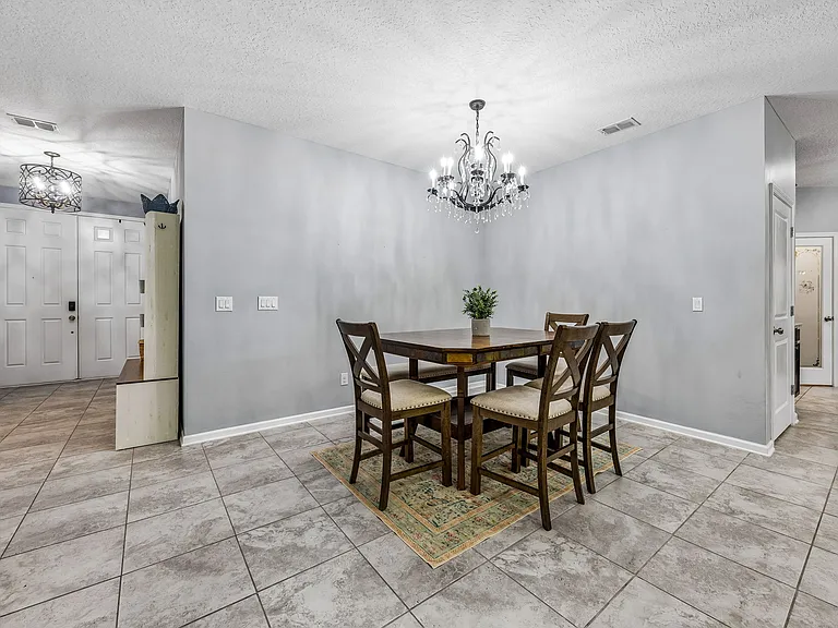 79425 Plummers Creek Dr — Photo 4