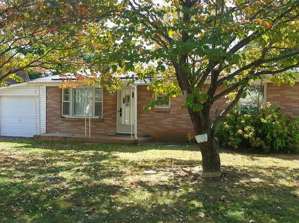 114 Victor Reiter Pkwy, Portland, TN 37148