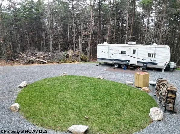 Black Oak Dr, Moorefield, WV 26836