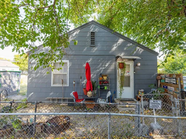 4455 E Boston Dr, Wichita, KS 67218